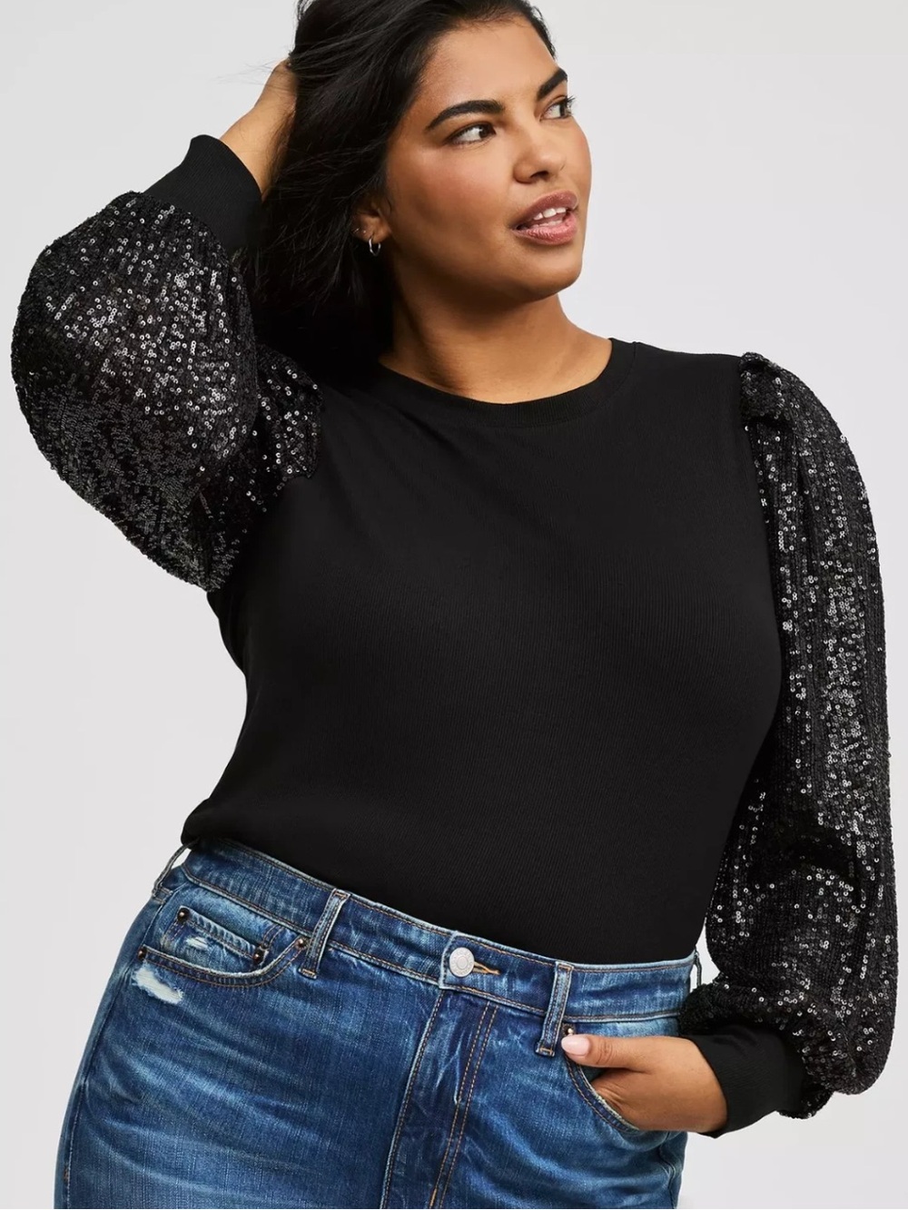Torrid Women’s Rib Crew Neck Sequin Sparkly‎ Evening Long Sleeve Top. Size 2.